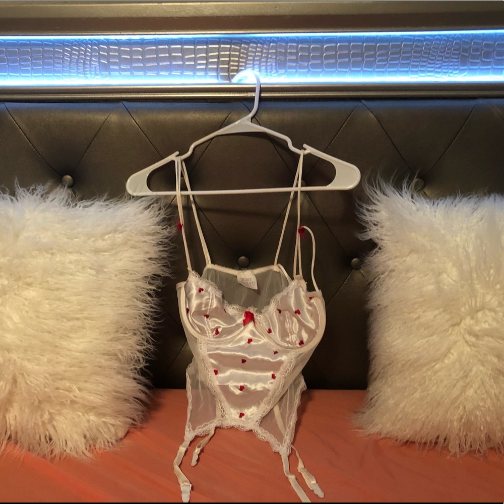 Secret Treasures Lingerie Chemises